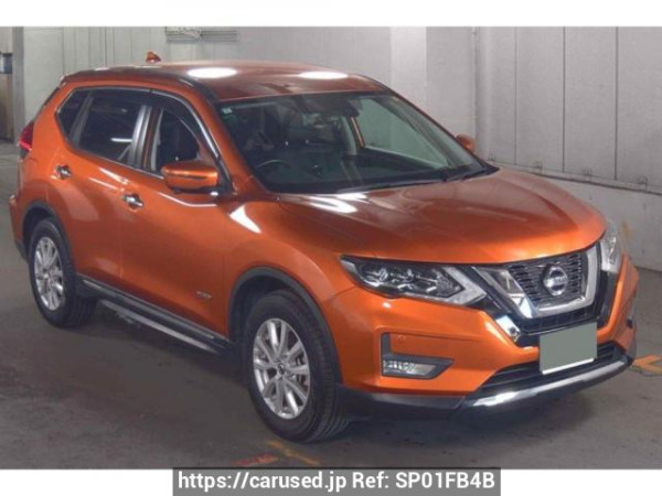 Used 2020 AT nissan x-trail HNT32 Image[0]