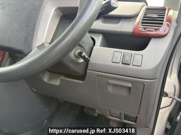 Used 2007 AT toyota noah ZRR70G Image[29]