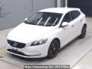 Volvo V40 MB4164T