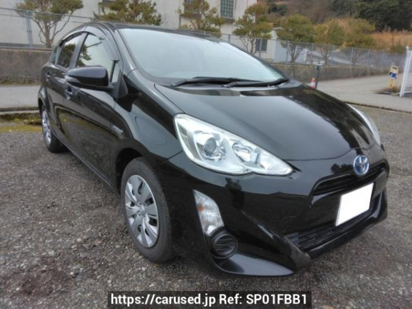 Used 2015 AT toyota aqua NHP10 Image[2]