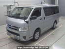 Toyota Regiusace Van TRH200V