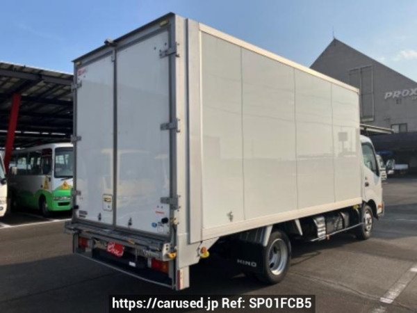 Used 2023 AT hino dutro XZU710M Image[1]