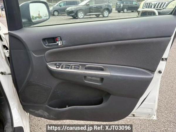Used 2003 AT toyota wish ZNE10G Image[17]