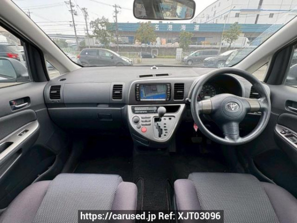 Used 2003 AT toyota wish ZNE10G Image[18]