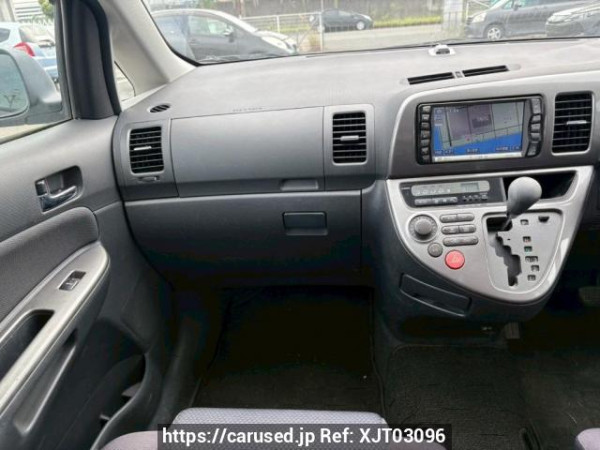 Used 2003 AT toyota wish ZNE10G Image[19]