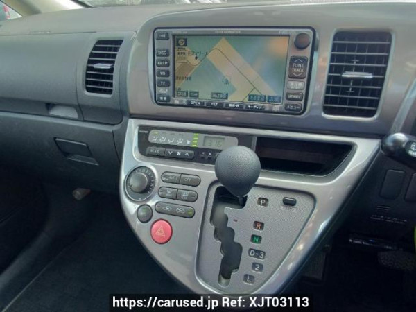 Used 2003 AT toyota wish ZNE10G Image[22]