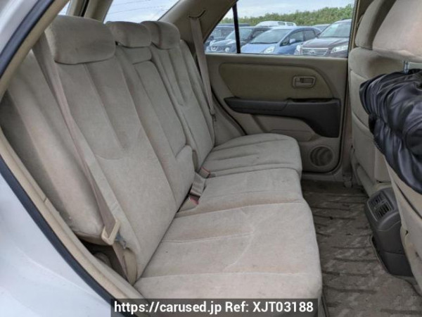Used 1998 AT toyota harrier MCU15W Image[17]