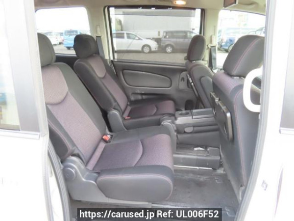 Used 2012 AT nissan serena FC26 Image[16]