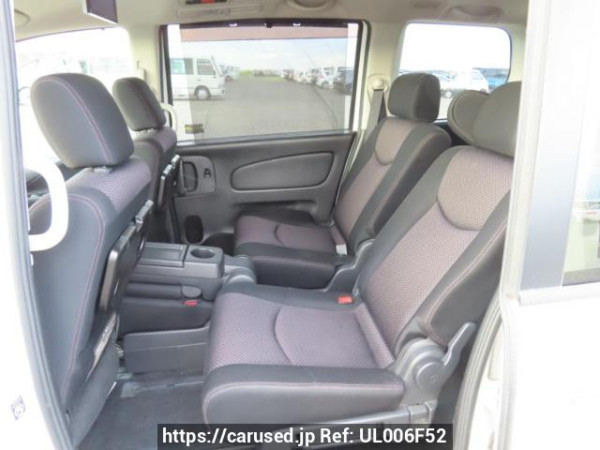 Used 2012 AT nissan serena FC26 Image[18]