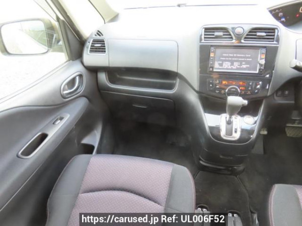 Used 2012 AT nissan serena FC26 Image[23]