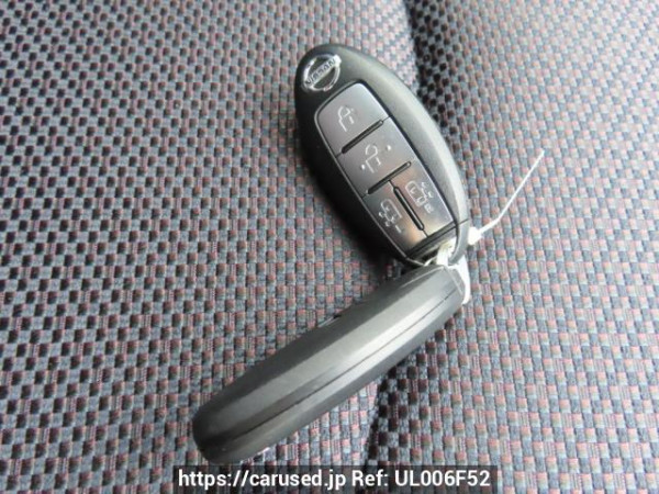 Used 2012 AT nissan serena FC26 Image[32]