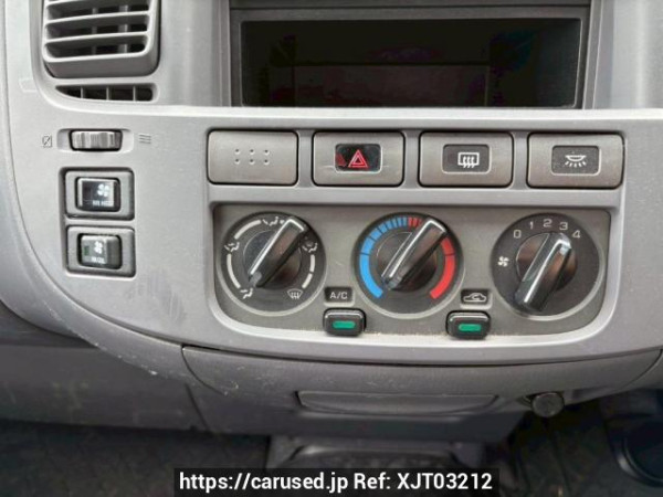 Used 2003 AT nissan caravan-bus DWMGE25 Image[28]