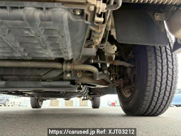 Used 2003 AT nissan caravan-bus DWMGE25 Image[36]