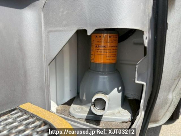 Used 2003 AT nissan caravan-bus DWMGE25 Image[46]