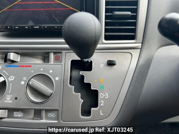 Used 2005 AT toyota raum NCZ20 Image[27]