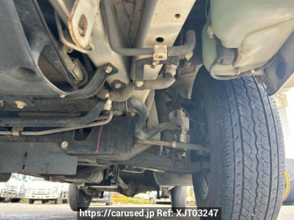 Used 2002 AT toyota hiace-van RZH112V Image[31]