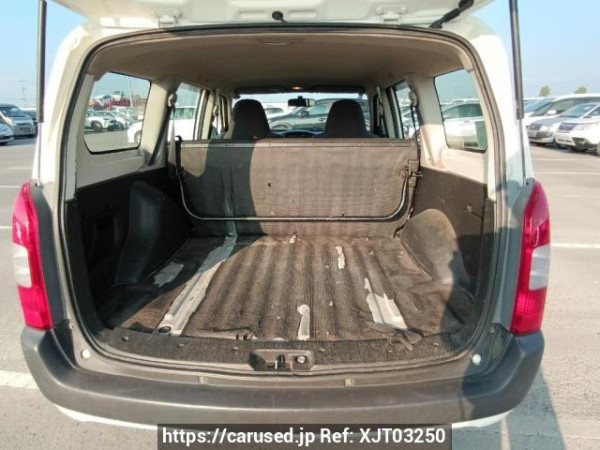 Used 2005 AT toyota probox-van NCP50V Image[8]