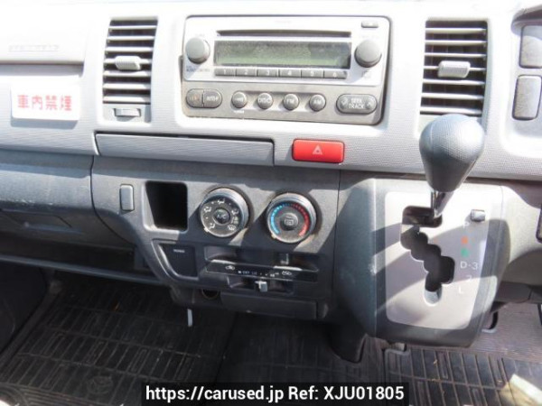 Used 2006 AT toyota hiace-van KDH205V Image[25]