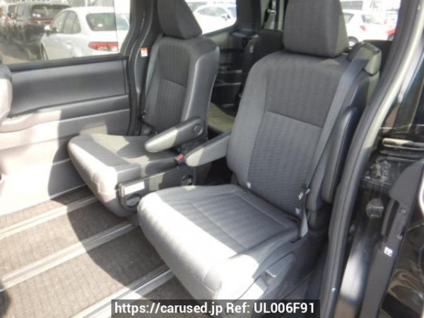Used 2022 AT toyota noah MZRA90W Image[14]