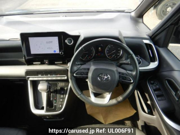 Used 2022 AT toyota noah MZRA90W Image[18]