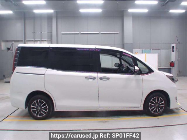 Used 2020 AT toyota esquire ZRR85G Image[2]