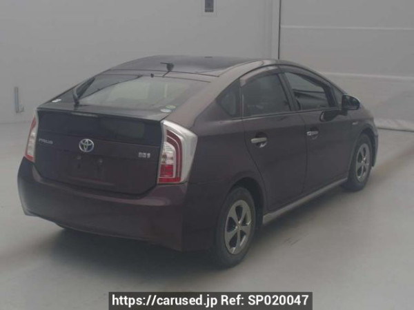 Used 2013 AT toyota prius ZVW30 Image[1]