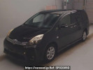 Toyota Isis ZGM10W