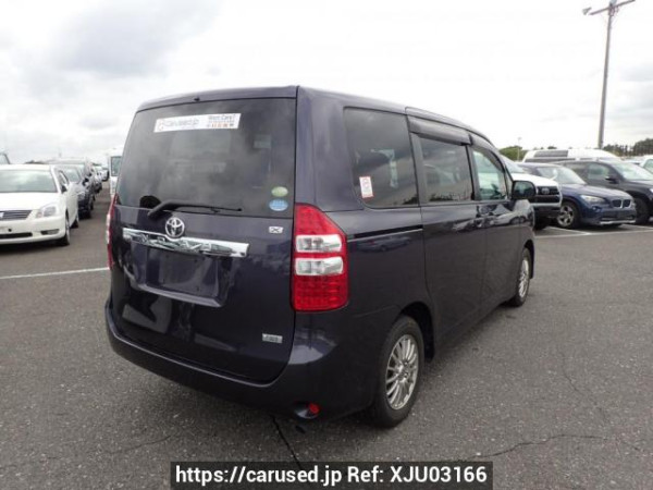 Used 2010 AT toyota noah ZRR70G Image[5]