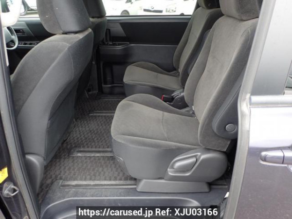 Used 2010 AT toyota noah ZRR70G Image[12]