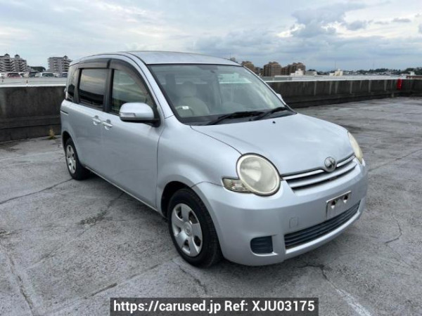 Used 2006 AT toyota sienta NCP81G Image[0]