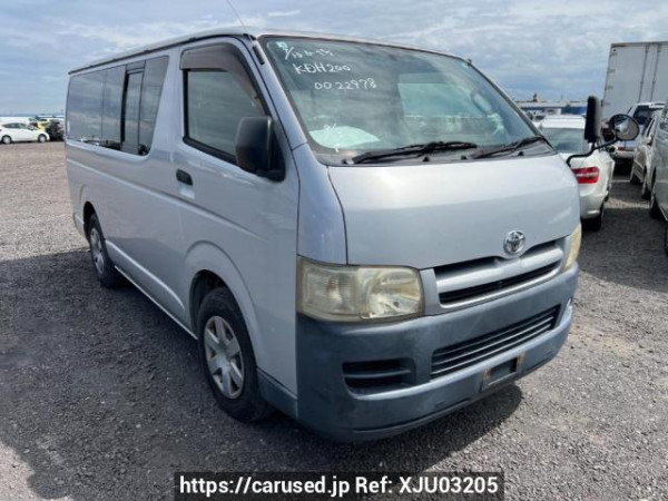 Used 2005 AT toyota regiusace-van KDH200V Image[0]