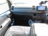 Used 2005 AT toyota regiusace-van KDH200V Image[19]
