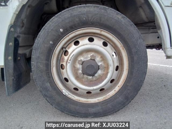 Used 2004 MT mazda bongo-van SK82V Image[24]