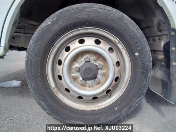 Used 2004 MT mazda bongo-van SK82V Image[25]