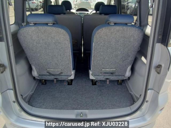 Used 2004 AT toyota sienta NCP81G Image[8]