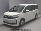 Toyota Voxy ZWR80G