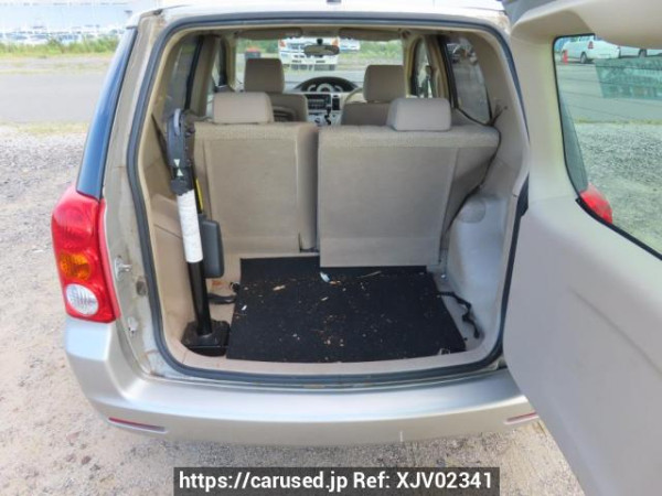 Used 2004 AT toyota raum NCZ20 Image[8]