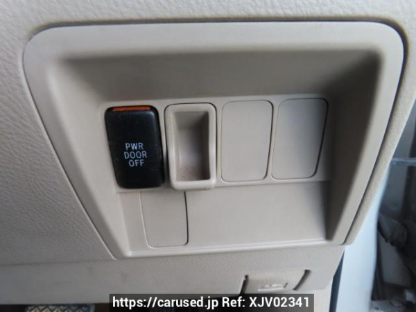 Used 2004 AT toyota raum NCZ20 Image[24]