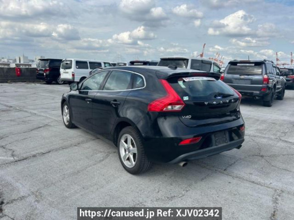 Used 2015 AT volvo v40 MB4164T Image[4]