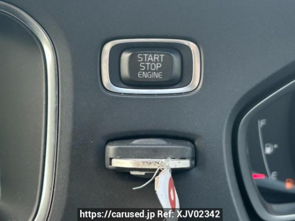 Used 2015 AT volvo v40 MB4164T Image[28]