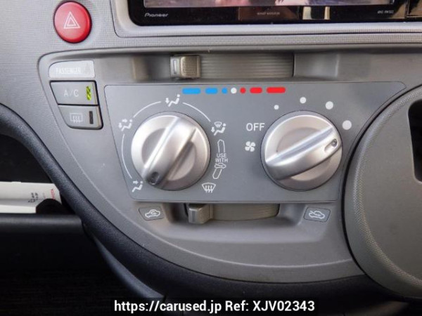 Used 2005 AT toyota sienta NCP81G Image[25]