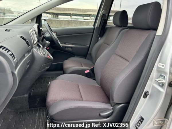 Used 2005 AT toyota wish ZNE10G Image[13]