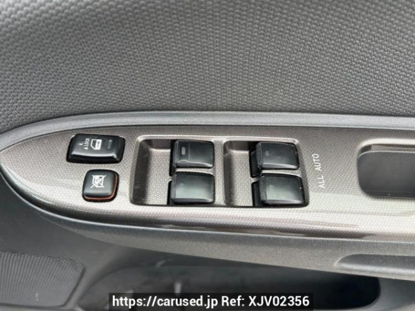 Used 2005 AT toyota wish ZNE10G Image[17]