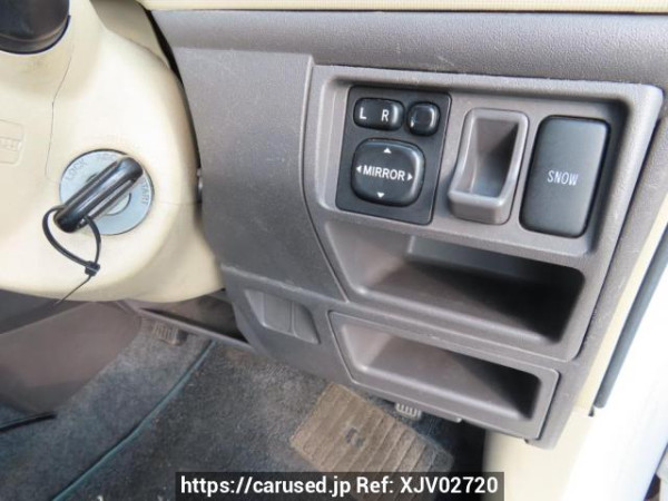 Used 2004 AT toyota sienta NCP81G Image[26]