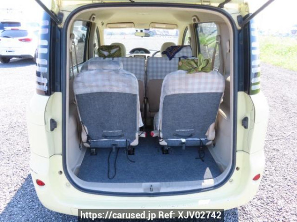 Used 2005 AT toyota sienta NCP81G Image[8]