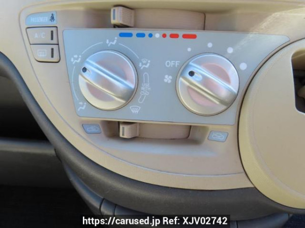 Used 2005 AT toyota sienta NCP81G Image[30]