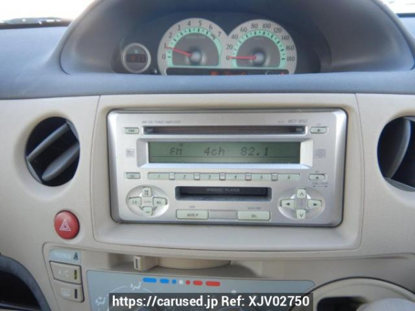 Used 2003 AT toyota sienta NCP81G Image[25]