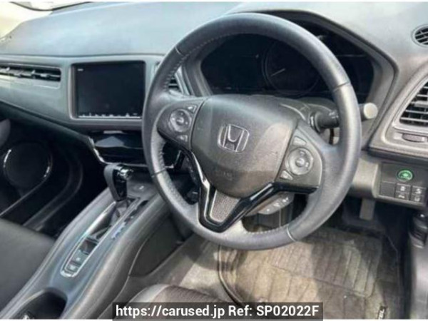 Used 2020 AT honda vezel RU1 Image[2]