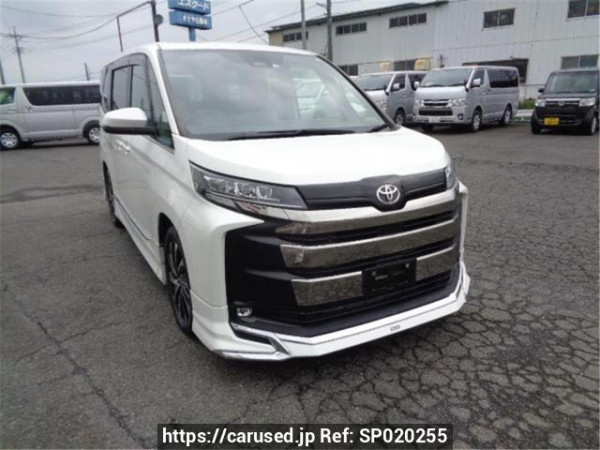 Used 2022 AT toyota noah MZRA90W Image[0]