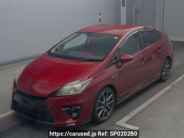 Used 2013 AT toyota prius ZVW30 Image[0]